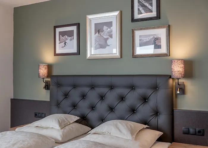 Апартаменти Apartmenthaus Enzian Hochsoelden